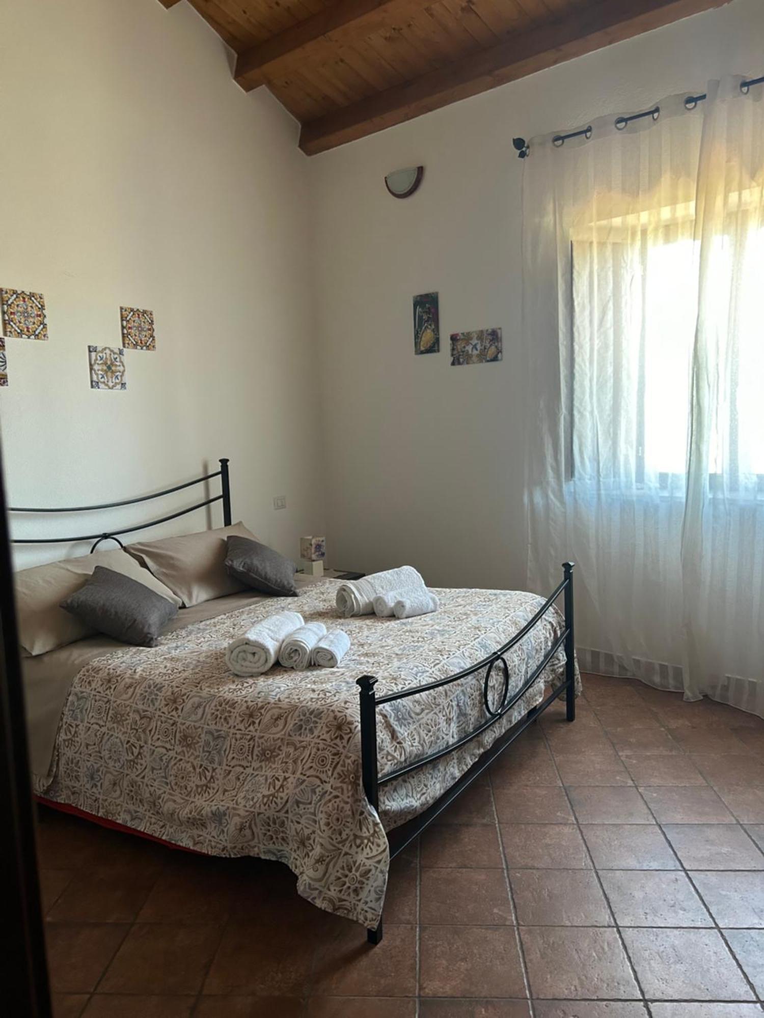 Casa Gambino Bed and Breakfast Savoca Exteriör bild